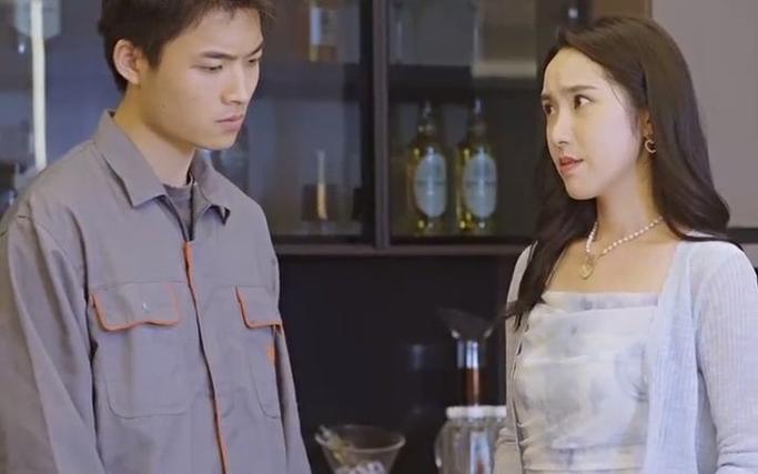 成為快遞員后，我有了七個(gè)老婆(全集)