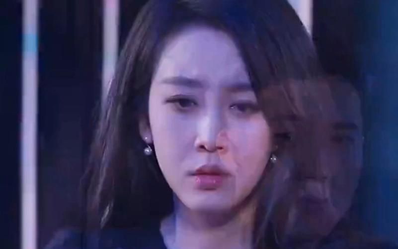 離婚冷她三年后，霍總膝蓋跪穿了(全集)